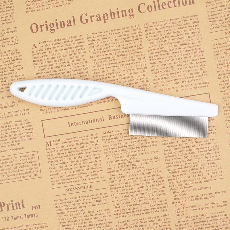 COMB CLEAN YOUR PET’S PUR